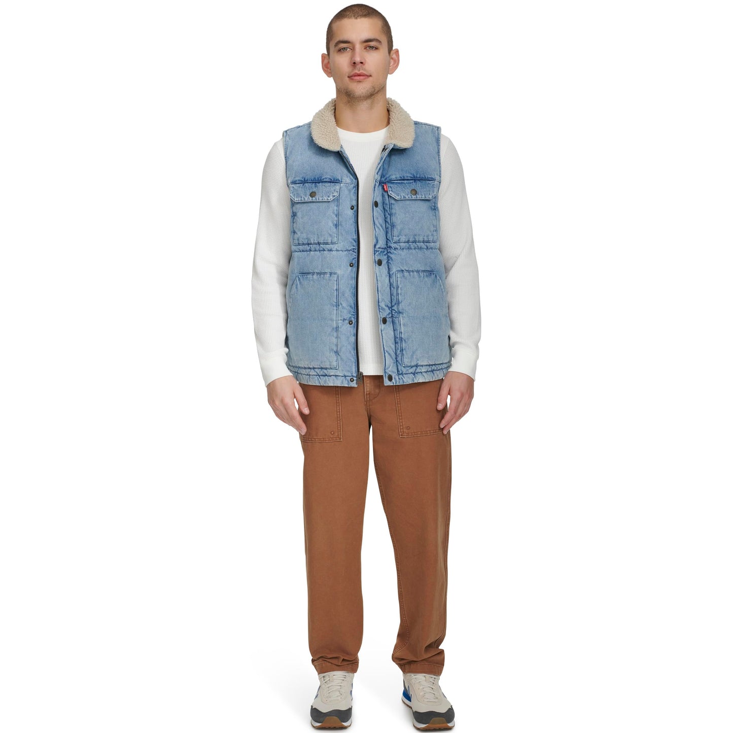 Levi's Men's Mixed Media Quilted Puffer Jacket With Sherpa Lined Collar (Regular and Big & Tall Sizes), Light Wash Denim Vest, Small