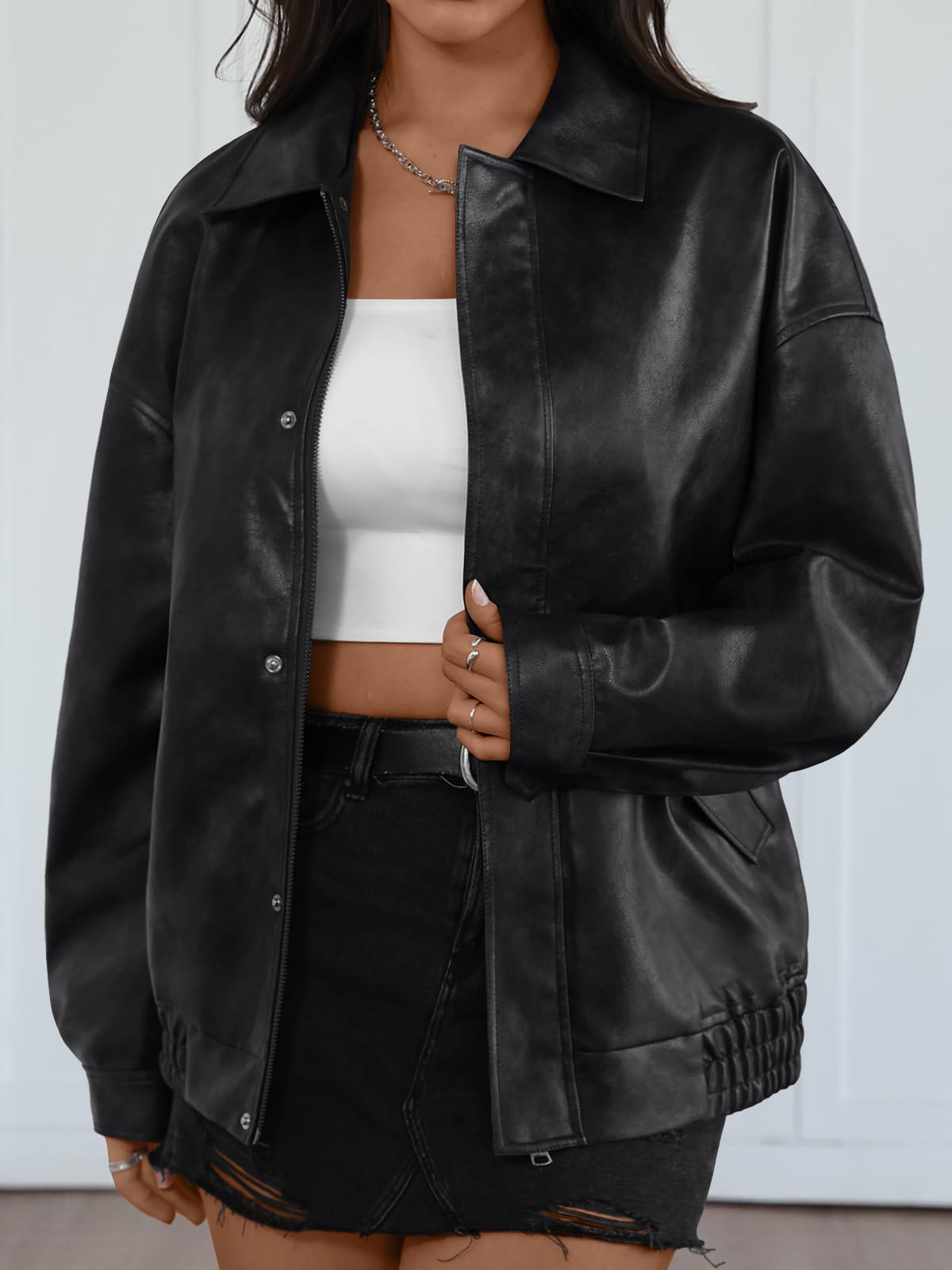 Trendy Queen Women's Oversized Faux Leather Jackets - Textured Bomber Moto Style Zip Up Coats for Fall Winter Spring Black M