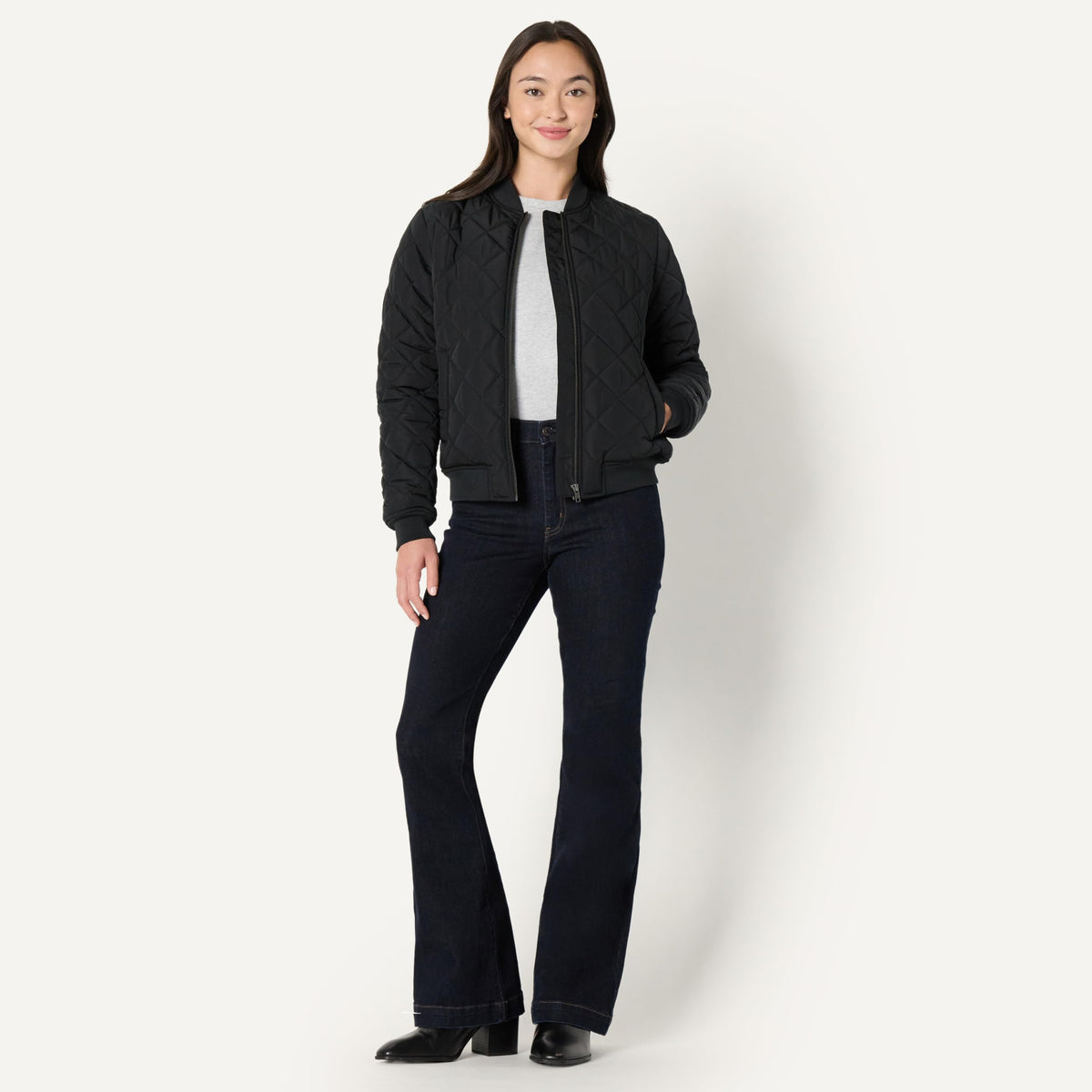 Amazon Essentials Women's Regular-Fit Quilted Jacket, Black, Small