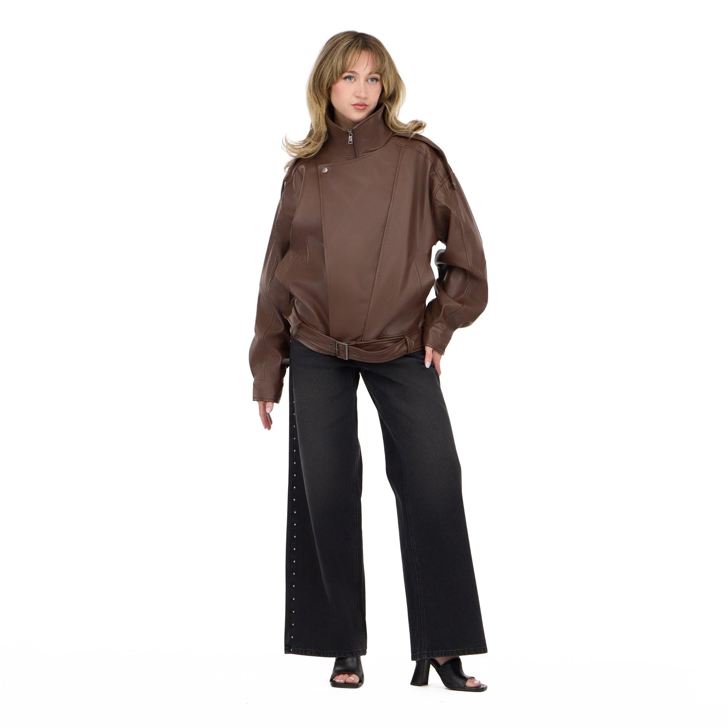 Forever 21 Women’s Oversized PU Jacket with Belted Waist, Faux Leather Outerwear, Relaxed Fit Coat for Casual Street Style and Everyday Wear, Brown, Medium