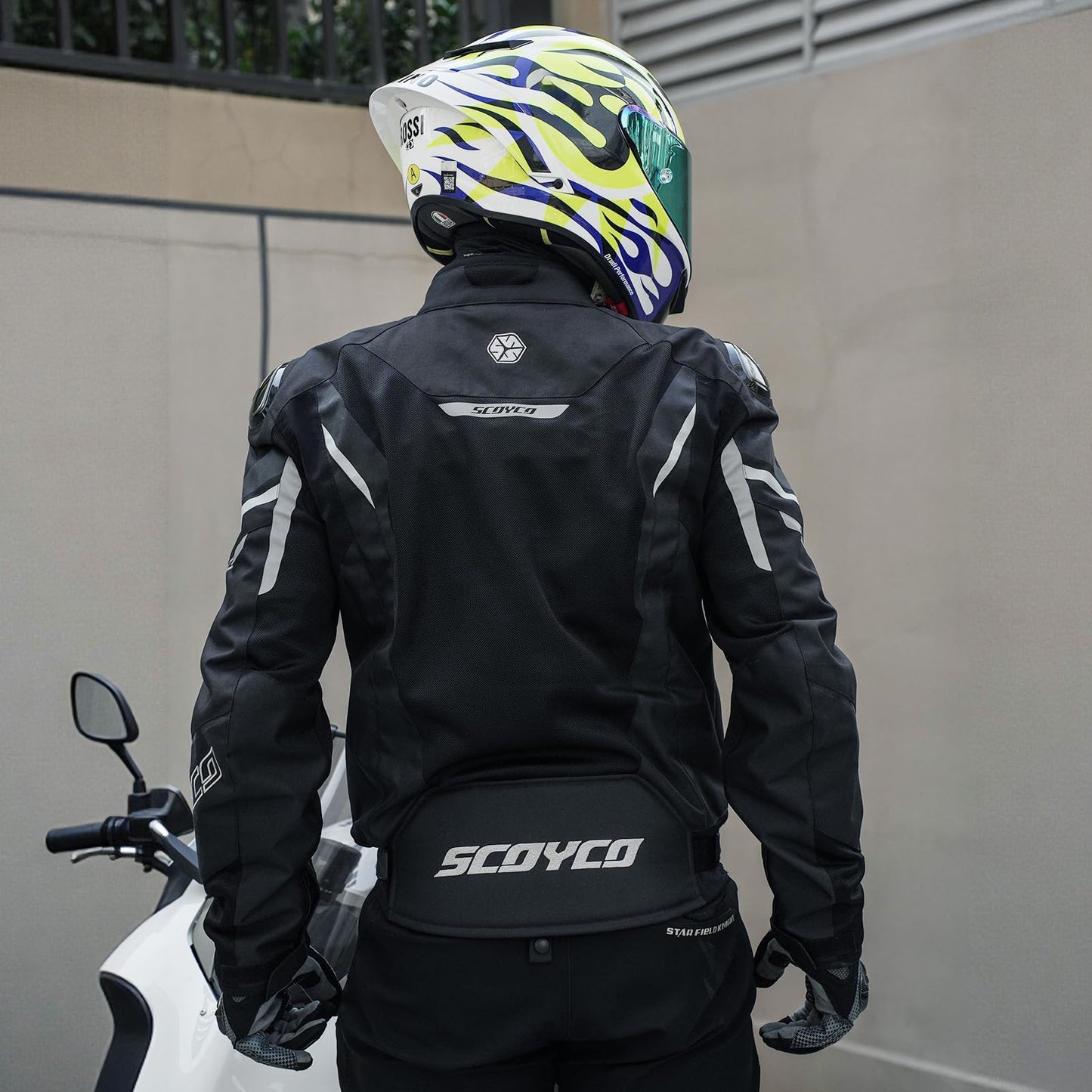 Scoyco Motorcycle Jacket Men, CE Level 1 Breathable Mesh Motorcycle Riding Jacket with 7 PCS Protective Armored - Black