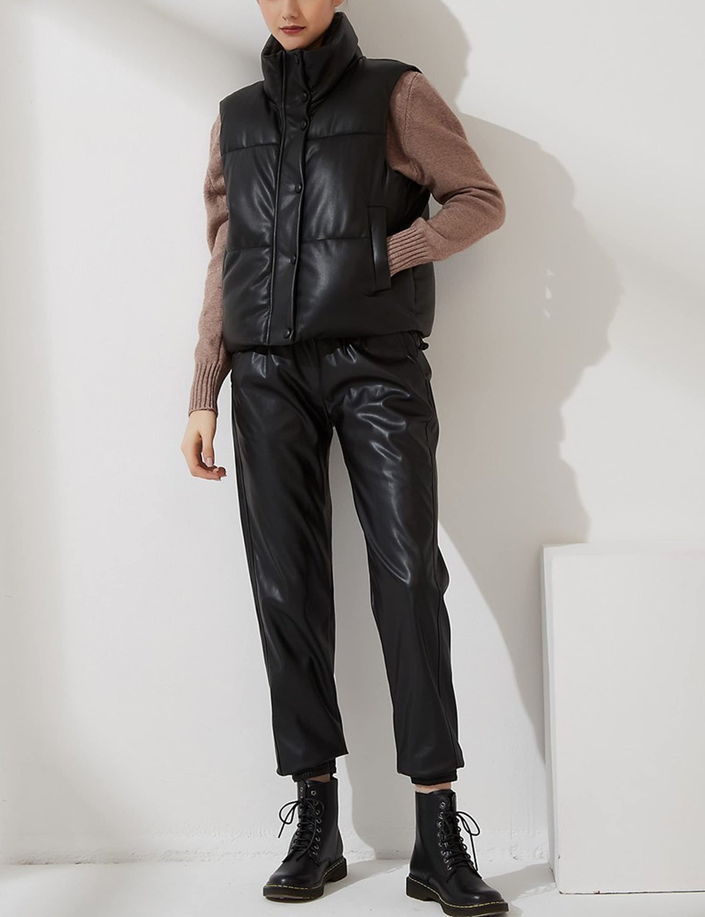 Yidarer Women’s Faux Leather Puffer Vest Zip-Up Stand Collar Quilted Sleeveless Jacket Casual Fall Winter Outerwear (Black-L)