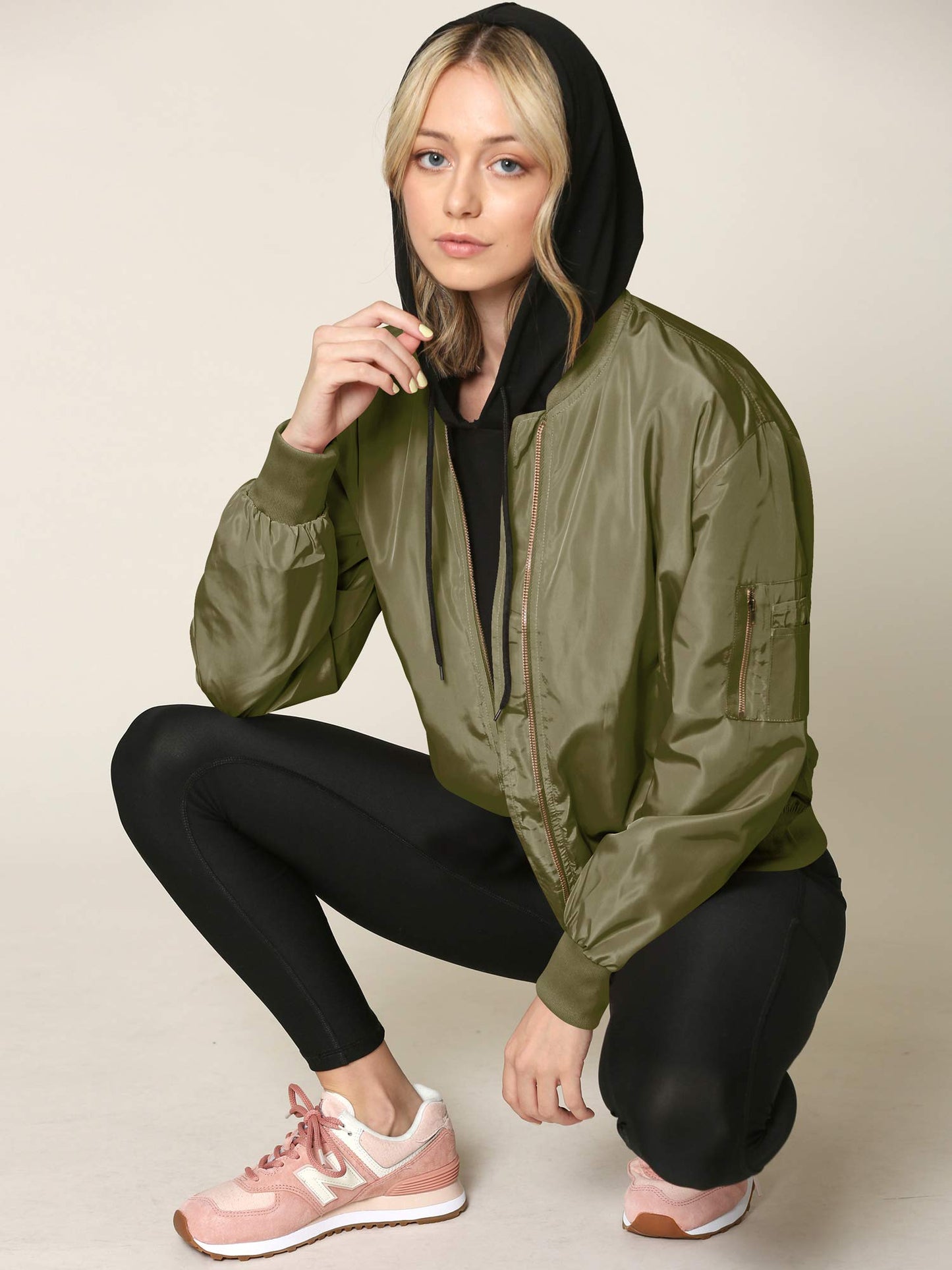 LL WJC2157 Women's Classic Lightweight Jacket Multi Pocket Windbreaker Bomber Jacket M Olive