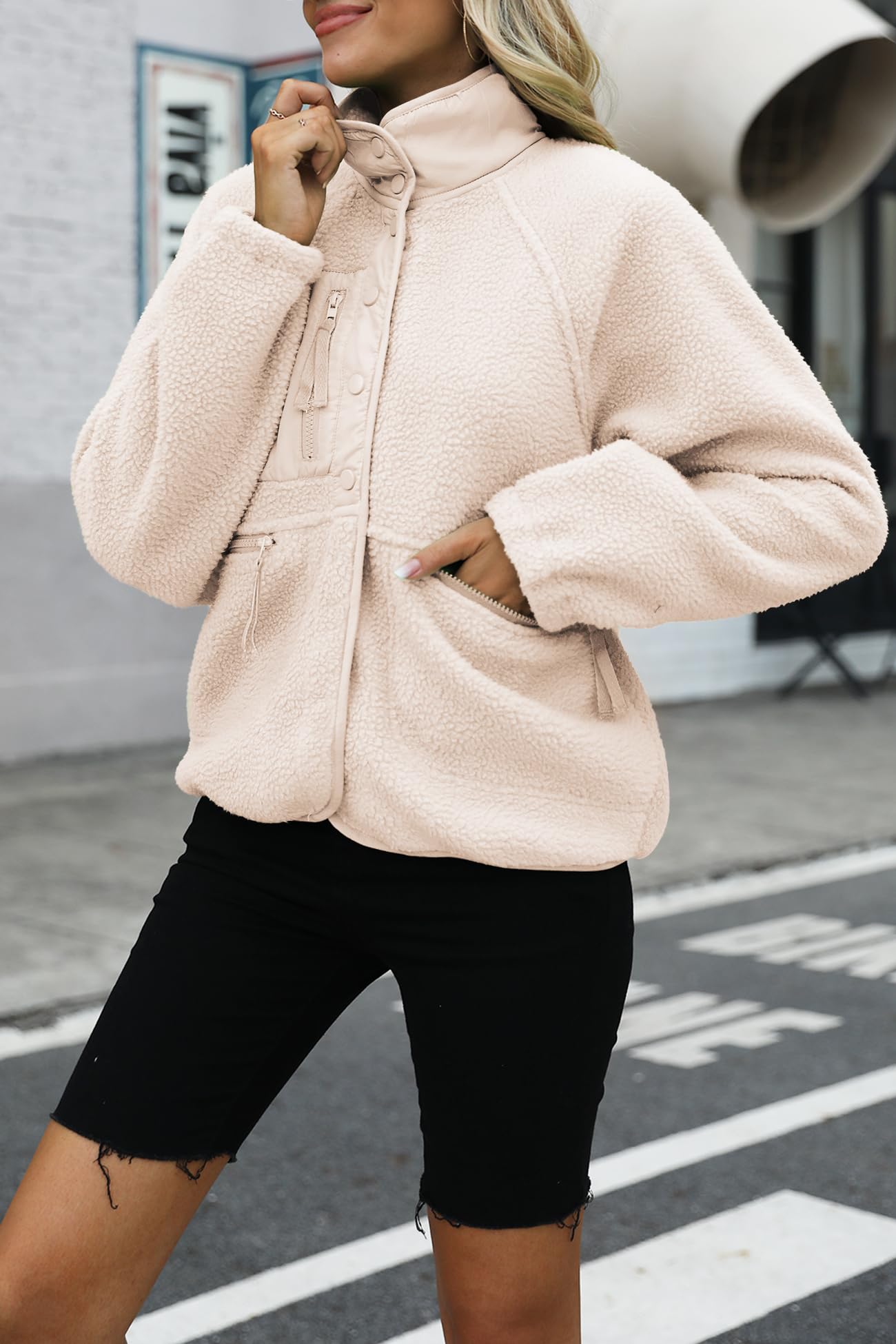 Nirovien Fuzzy Fleece Jacket Womens Sherpa Jacket Button Up Jacket Fleece Jacket for Women Winter Coats(Beige,M)