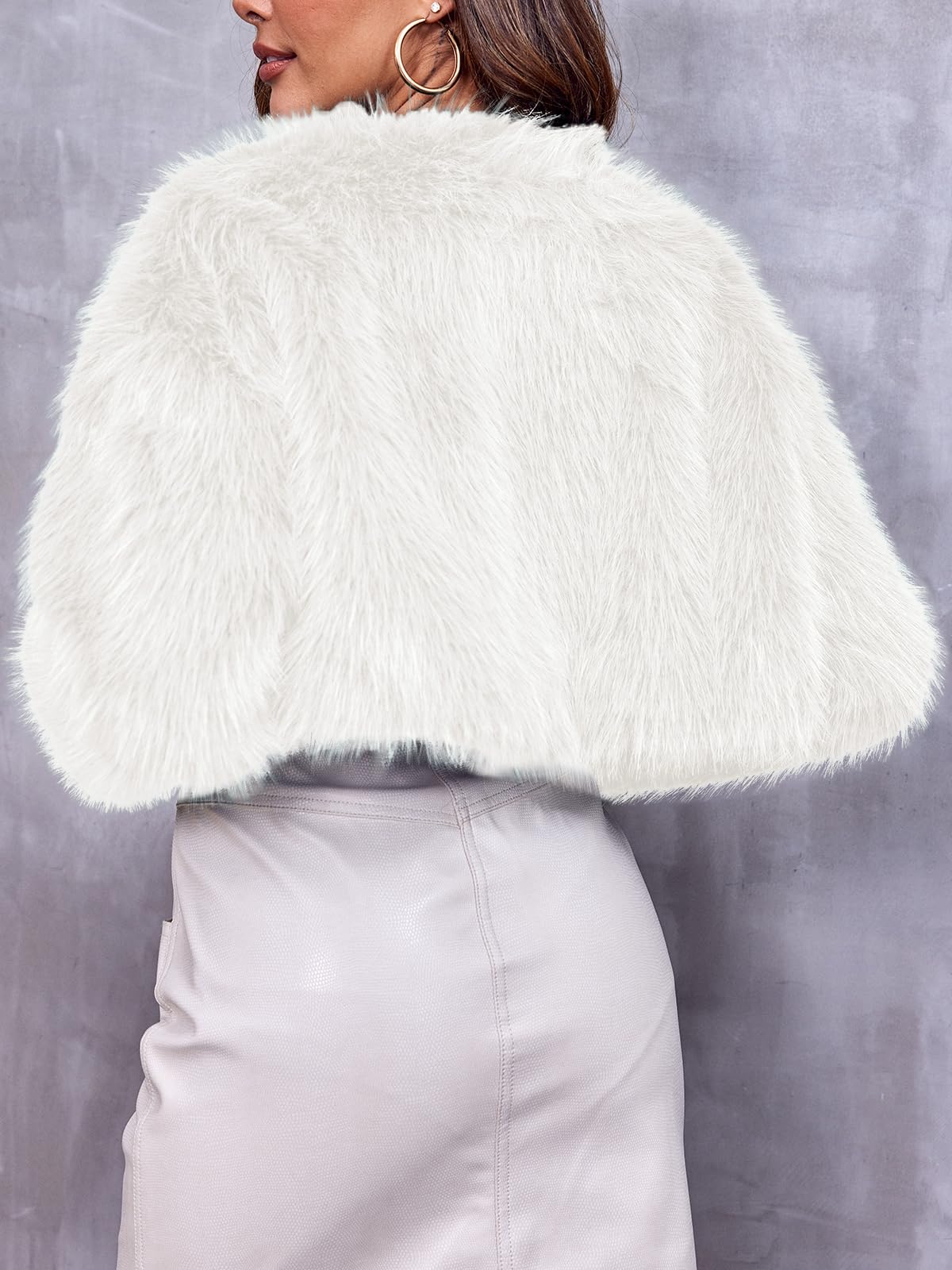 Danedvi Women's Fashion Cropped Faux Fur Jacket Long Sleeve Open Front Cardigan Casual Fluffy Parka Shaggy Short Coat