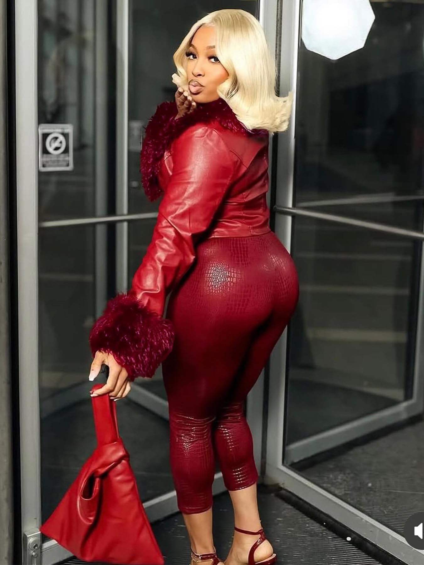 Mandonce Fur Cropped Leather Jacket Women V Neck Buckle Cinched Waist Motorcycle Jacket Y2K Sexy Going Out Jacket Streetwear Burgundy