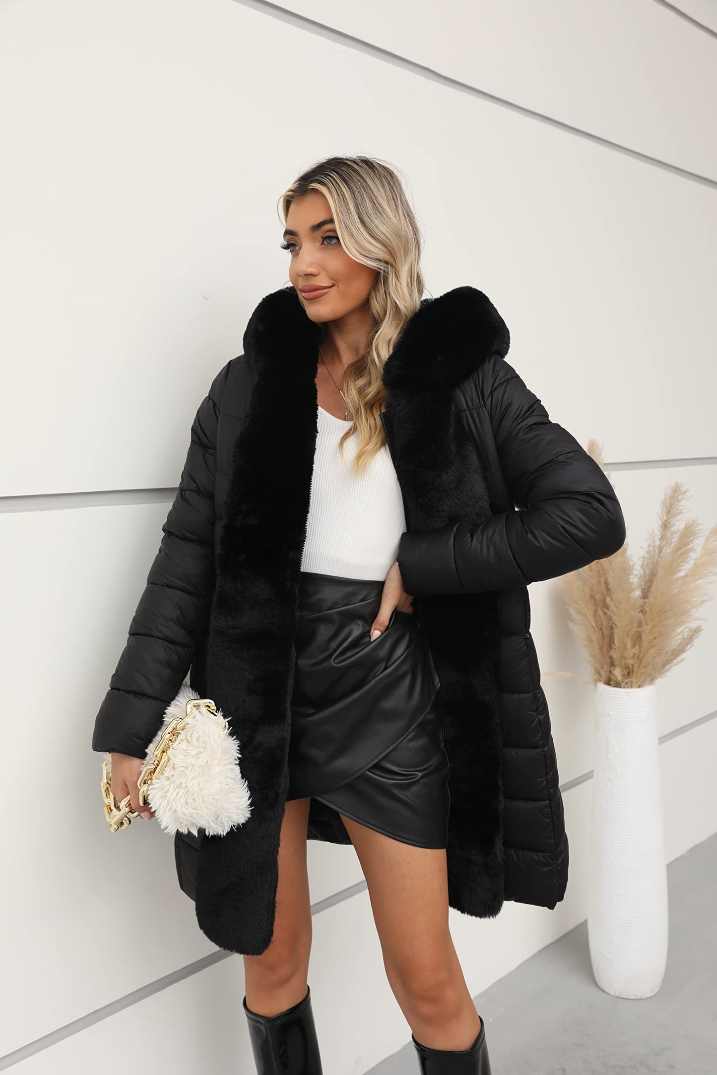 Bellivera Women Faux Leather Winter Trendy puffer jacket water-resistant Thicken Bubble Coat with Fur Hood and Belt 083 BLACK XL