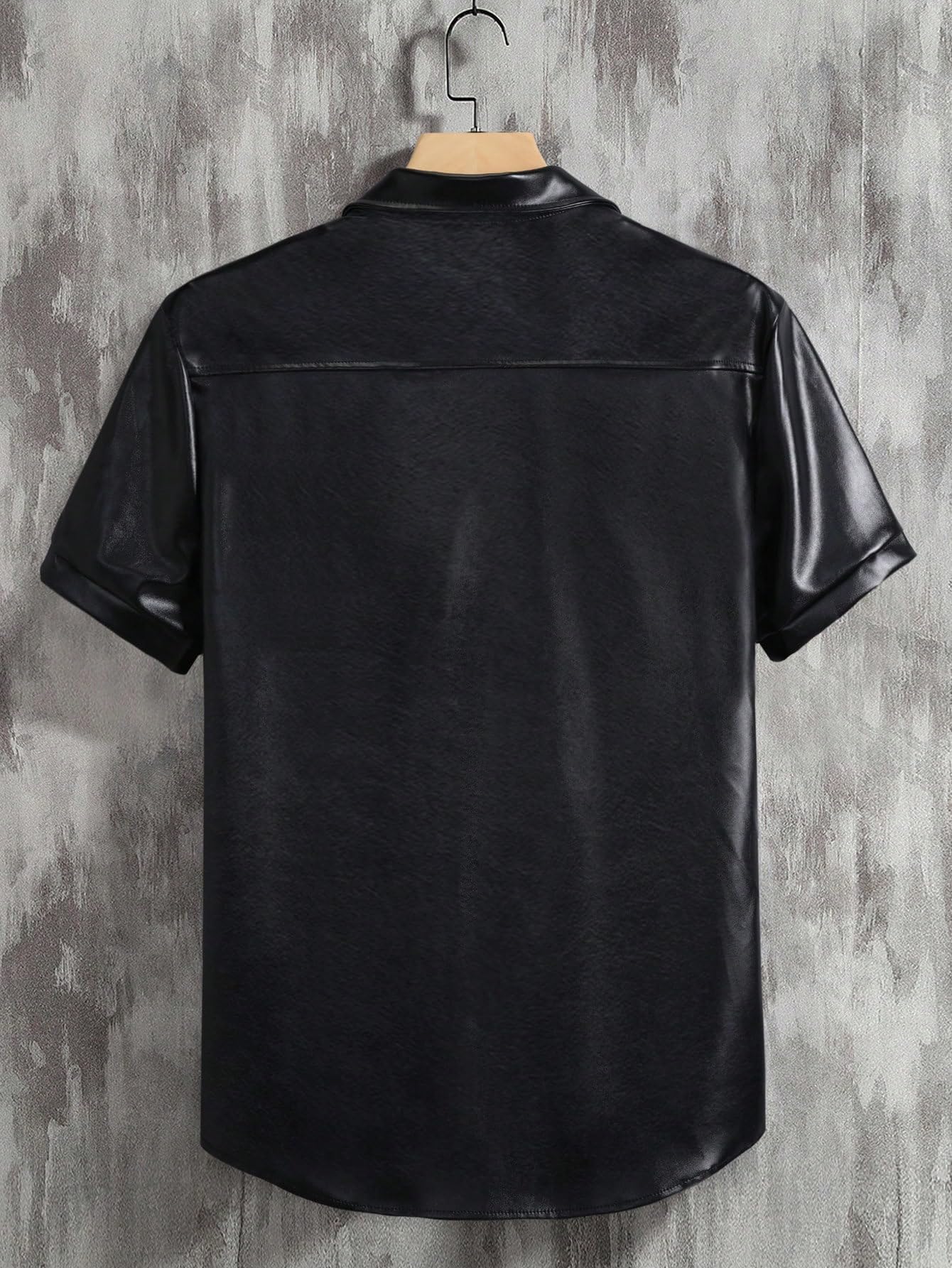 WDIRARA Men's Pu Leather Flap Pocket Short Sleeve Button Up Shirt Party Collar Top Black L