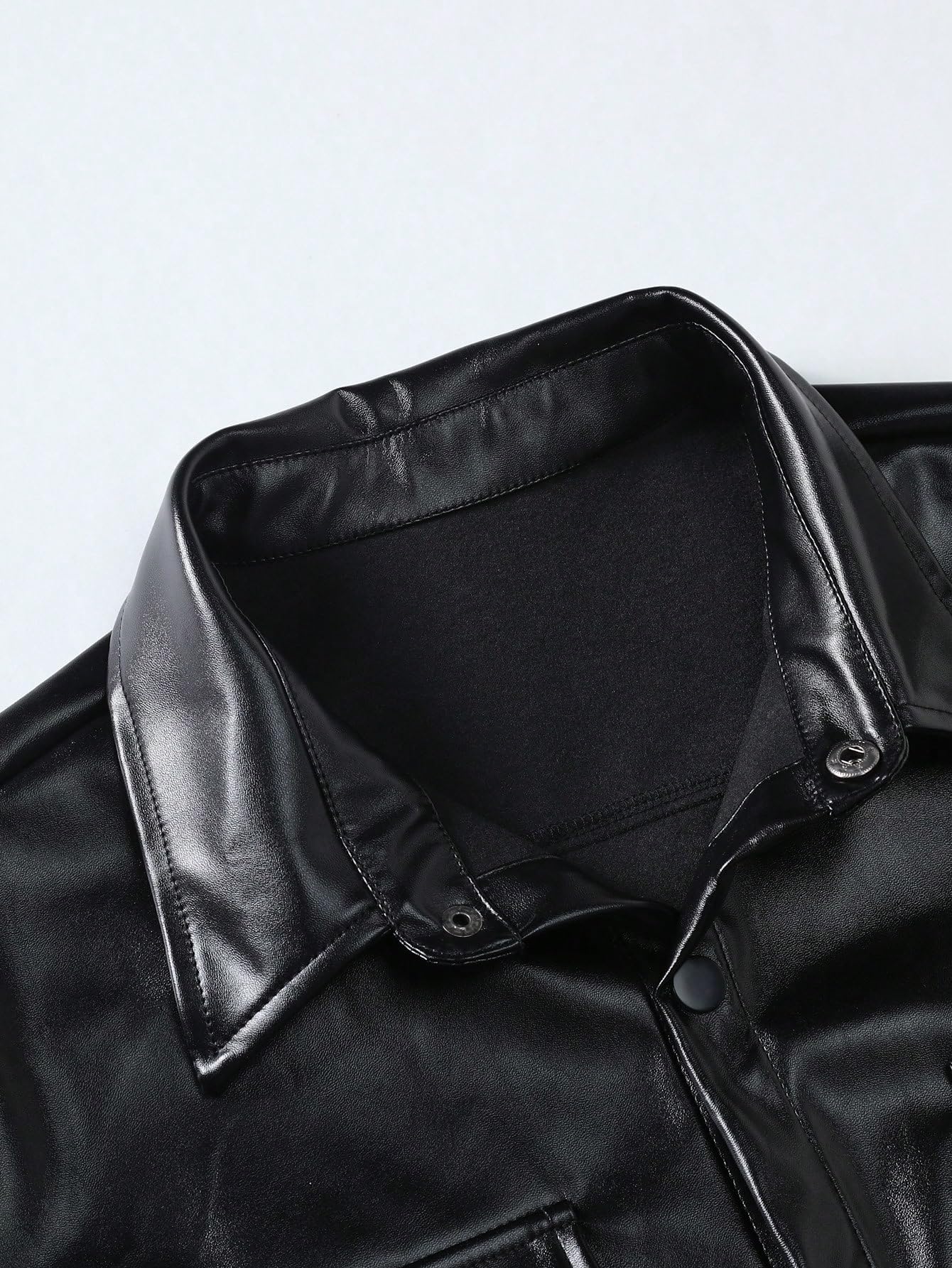 WDIRARA Men's Pu Leather Flap Pocket Short Sleeve Button Up Shirt Party Collar Top Black L