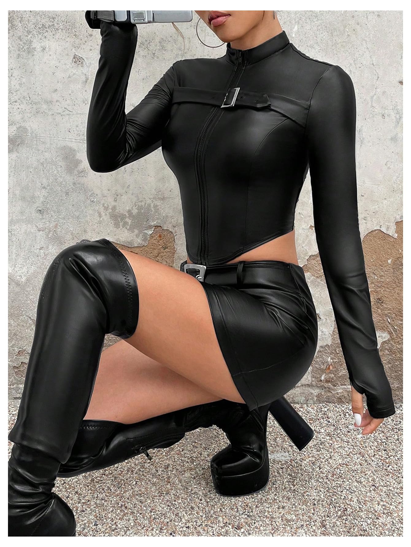 MakeMeChic Women's Leather Cropped Jacket Winter Y2K Long Sleeve Black Jacket Zip Up Outerwear Tops Black Large