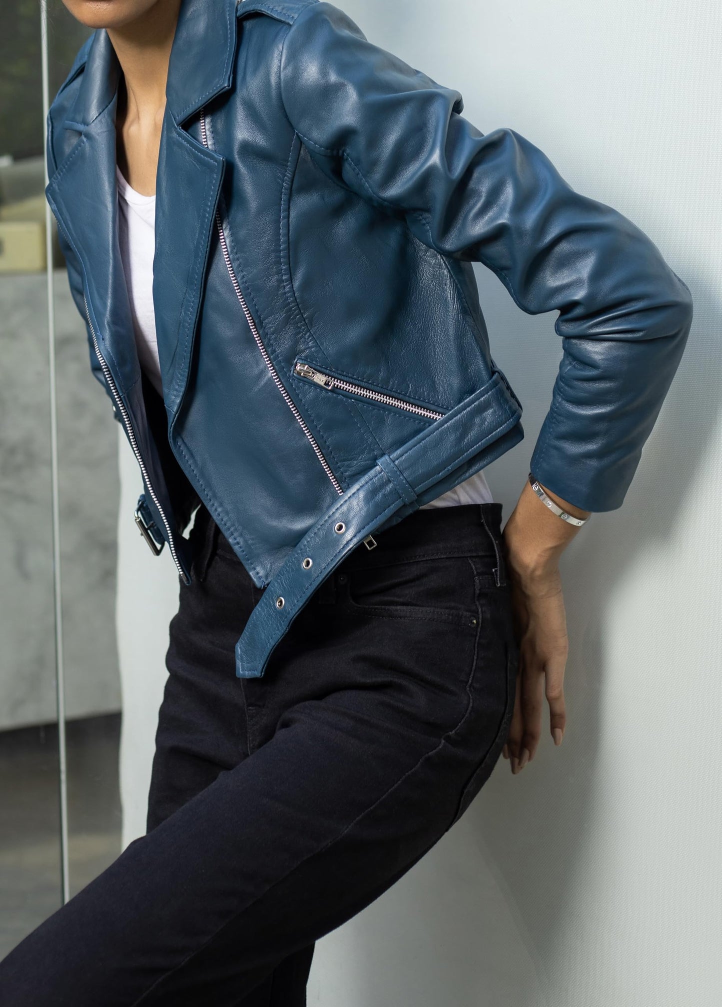 Jild Cropped Leather Jacket Women Lapel Asymmetric Zip Up Moto Biker Short Coat with Belt (CW-Blue-L)