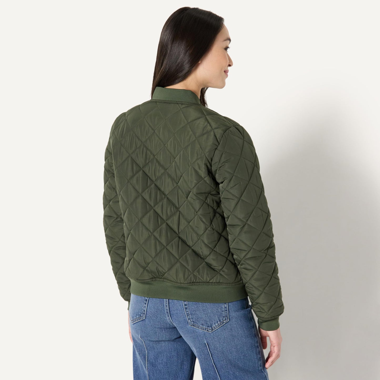 Amazon Essentials Women's Regular-Fit Quilted Jacket, Dark Olive, Small