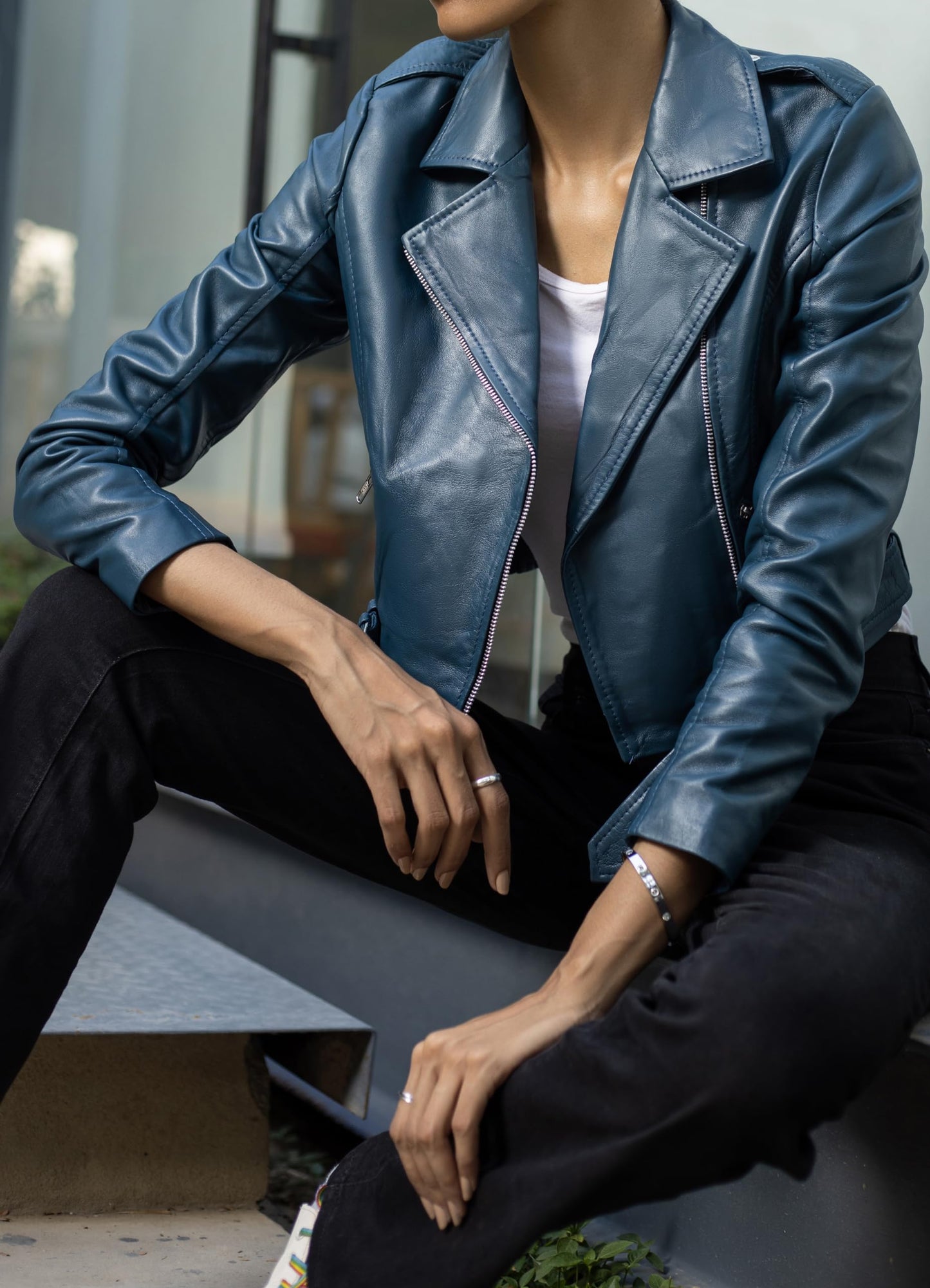 Jild Cropped Leather Jacket Women Lapel Asymmetric Zip Up Moto Biker Short Coat with Belt (CW-Blue-L)