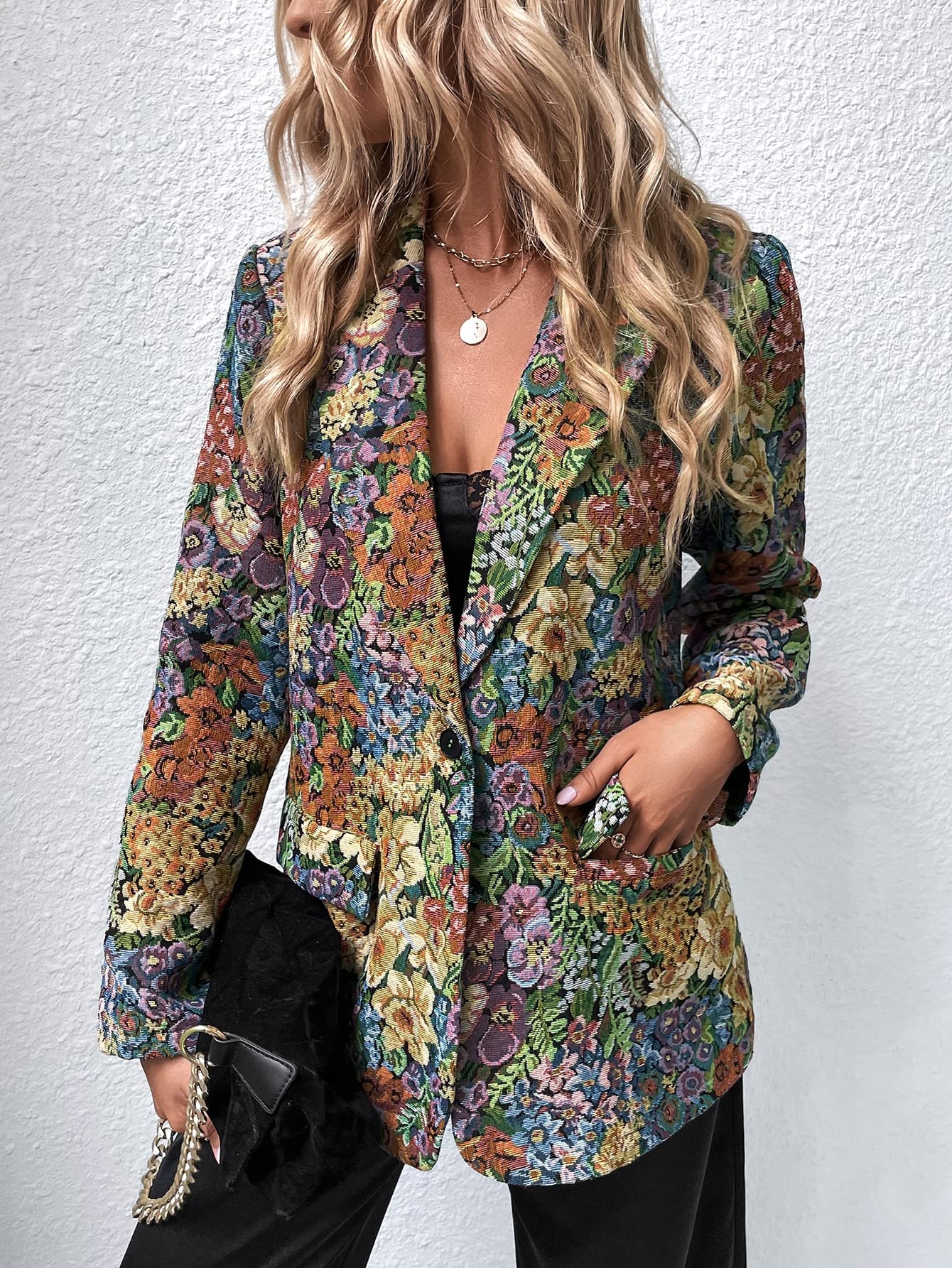 WDIRARA Women's Floral Print Lapel Neck Single Button Lightweight Jacket Blazer with Pocket Multicolor XS